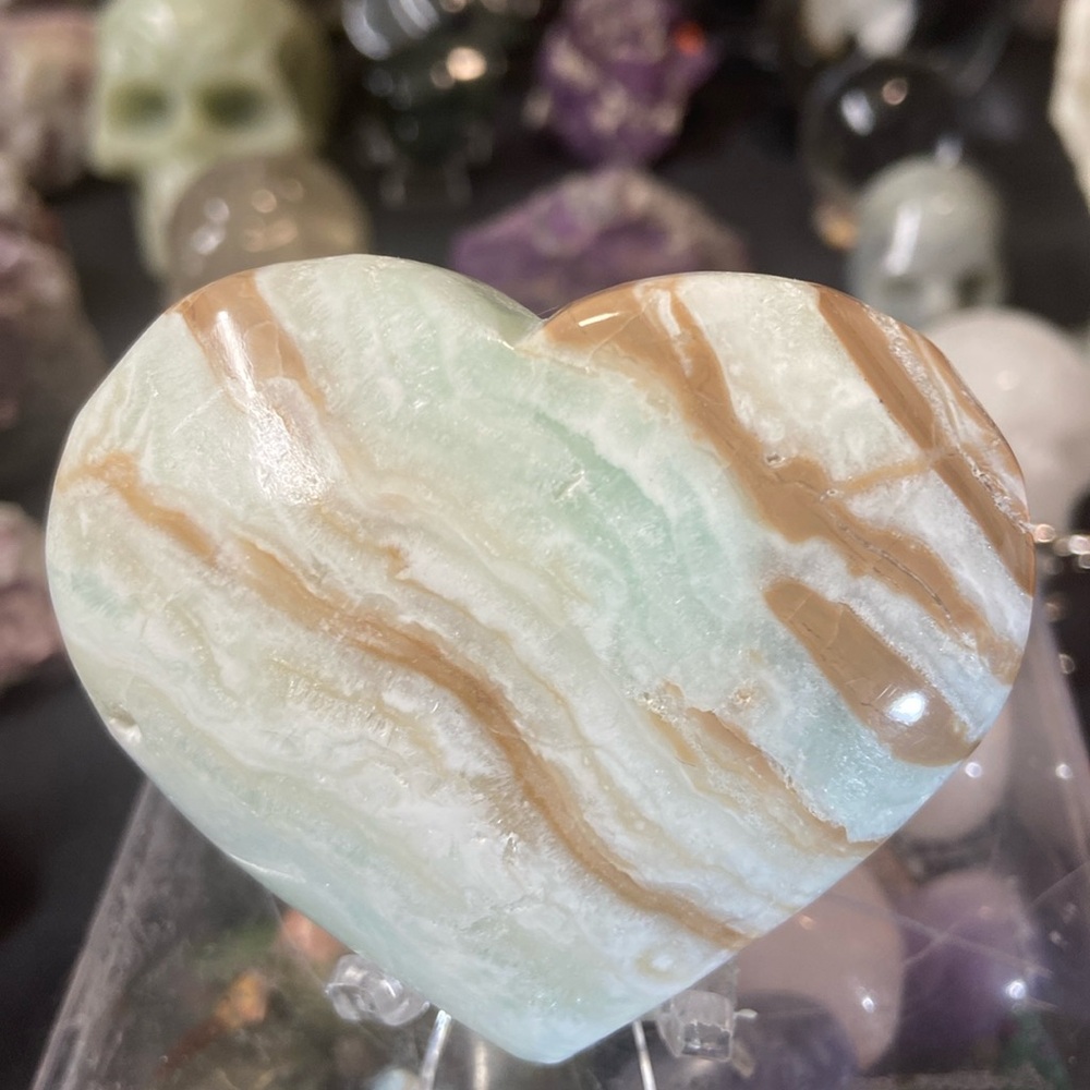 Chocolate Caribbean calcite 140 g beautiful ocean colors